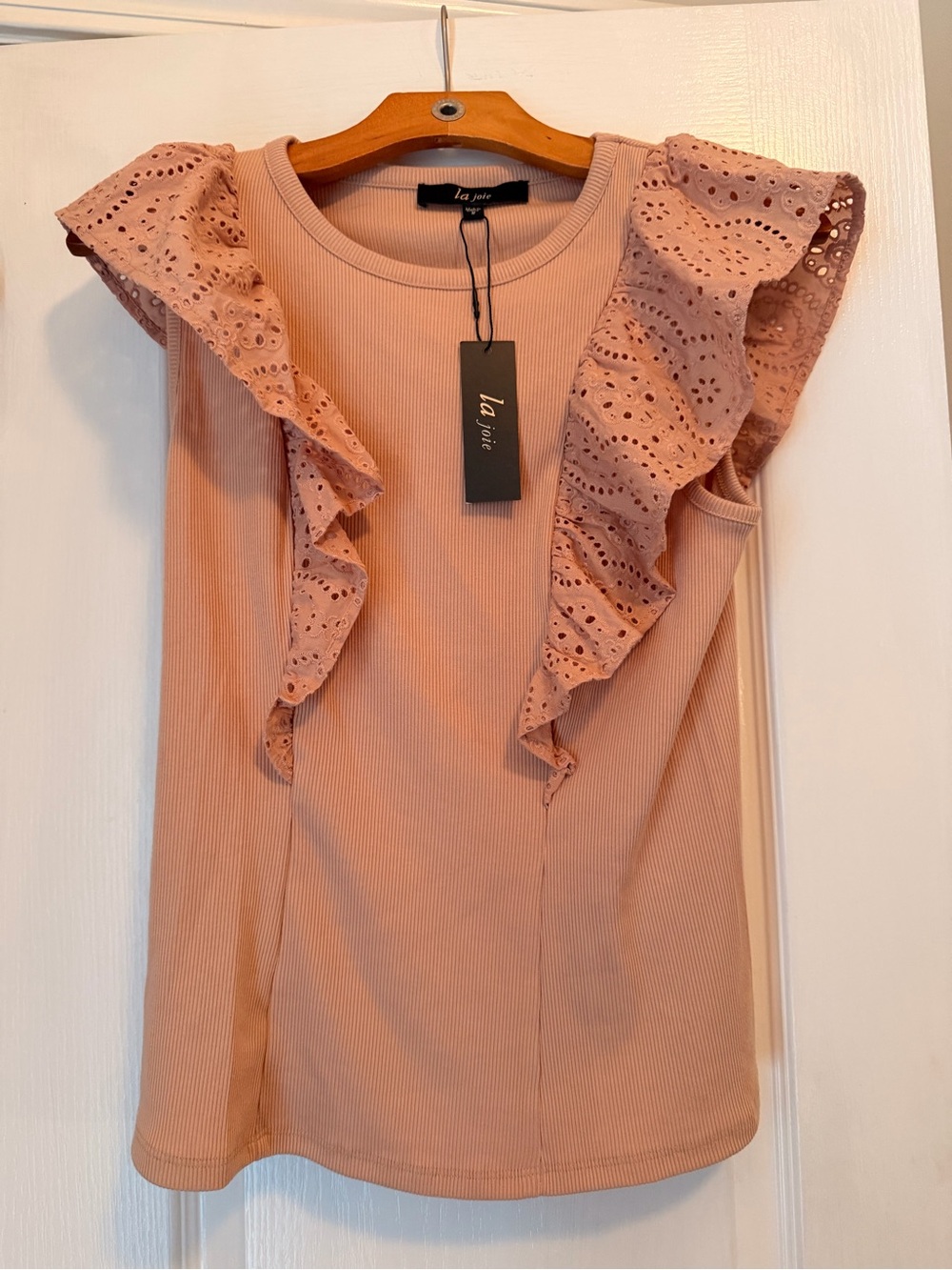 Tan Ruffled Eyelet Sleeve Ribbed Tank Top